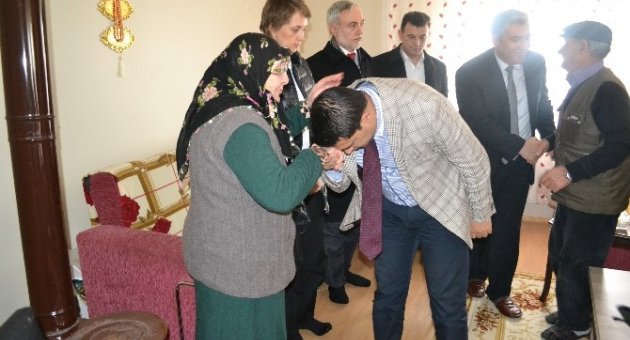 Kapaklı Kaymakamı Gürbüz’den Şehit Ailesine Ziyaret