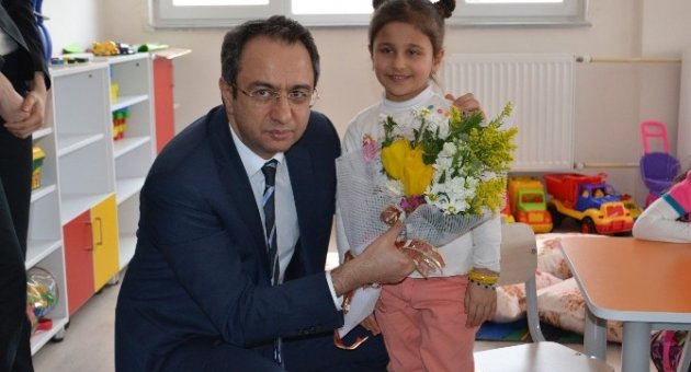 Kapaklı Kaymakamı Kubilay, Anaokulu Öğrencilerini Ziyaret Etti