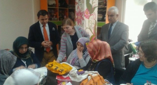 Kapaklı Kaymakamı’ndan Halk Eğitimi Merkezi’ne Ziyaret