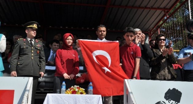 Kapaklı’da 19 Mayıs’a Coşkulu Kutlama