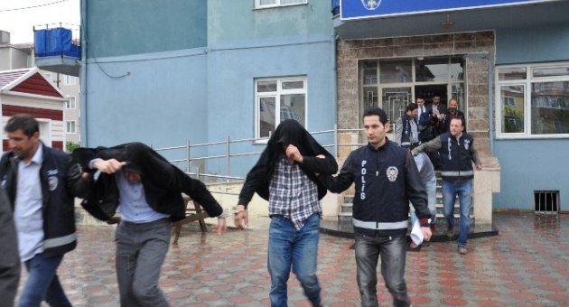 Kapaklı’da Bir Gecede 2 İş Yerini Soyan Hırsızlar İstanbul’da Yakalandı