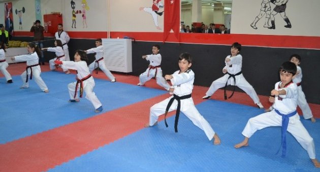 Kapaklı’da Okulların Bodrum Katları Spor Salonu Olacak