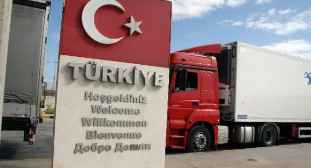 Kapıkule’de 10 Kilometrelik Tır Kuyruğu Oluştu