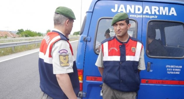 Kapıkule’de Bekleyen Tır Şoförlerinin Korkulu Rüyası ’kaçak Göçmenler’