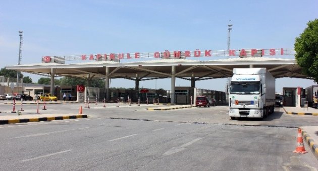 Kapıkule’de ‘çile’ Kuyruğu Uzadıkça Uzuyor
