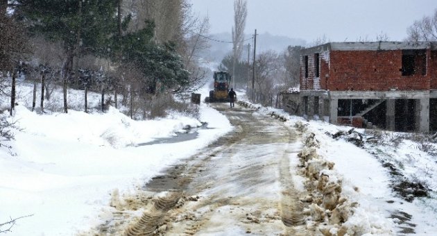 Kar Yağışı Kazdağları’nda Hayatı Olumsuz Etkiliyor