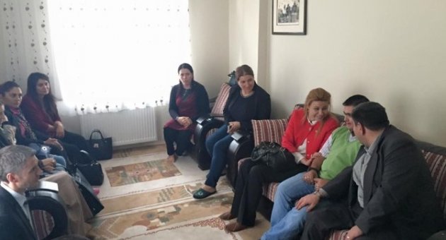 Karaburun Ve Meral, Engelli Gençlere Konuk Oldu