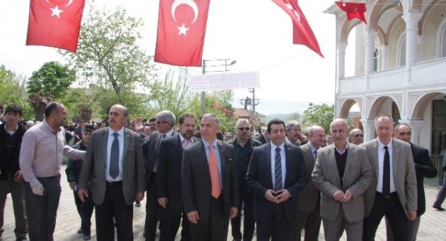 Karacabey Köylerinde Mhp Adaylarına Yoğun İlgi