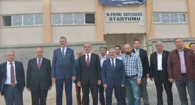 Karacabey Stadyumu 1 Aya Hazır