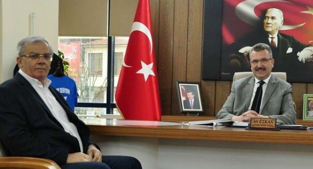 Karacabey’de Başkan’dan Dolandırıcılık Uyarısı