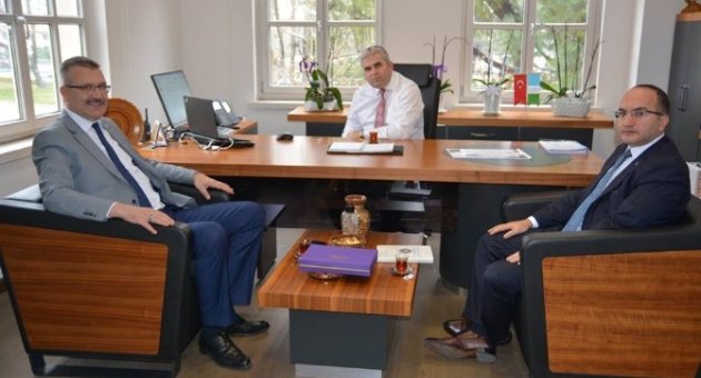 Karacabey’de Havai Elektrik Hatları Yer Altına Alınıyor