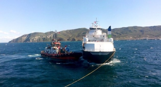 Karaya Oturan Feribot Kurtarıldı