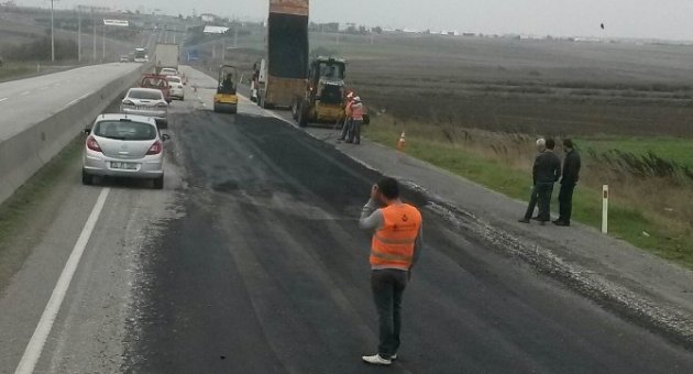 Karayolları Ekiplerinin Tamir Bakım Çalışmaları