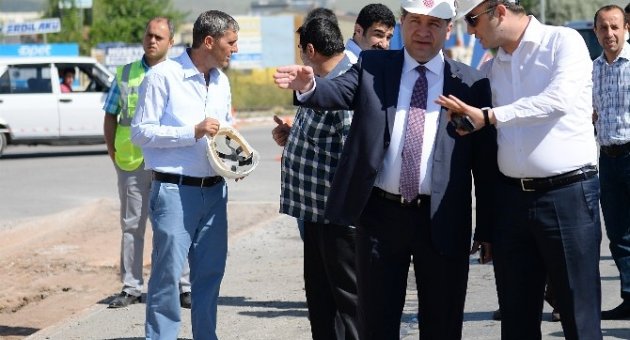 Karesi’de Asfalt Sezonu Açıldı