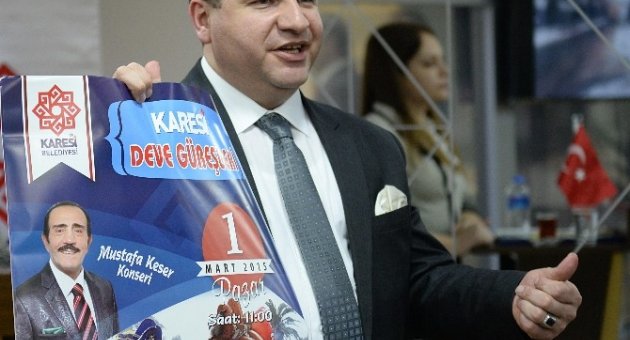 Karesi’de Deve Güreşleri Heyecanı