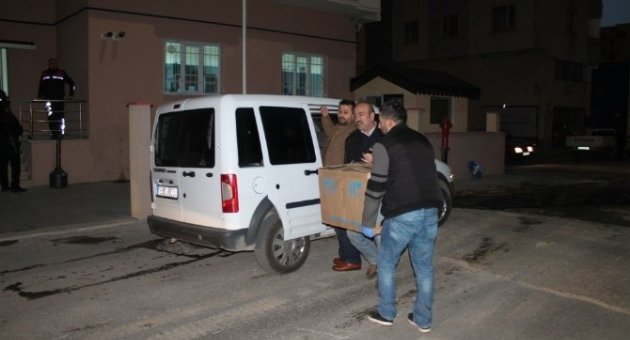 Kargo Kolisinden Kaçak Sigara Çıktı