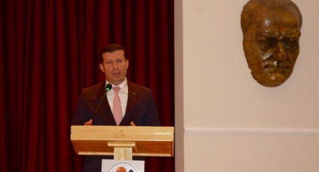 Kariyer Zirvesi Gençlere Işık Tuttu
