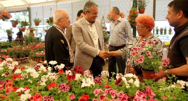 Karşıyaka Mis Gibi Çiçek Kokacak