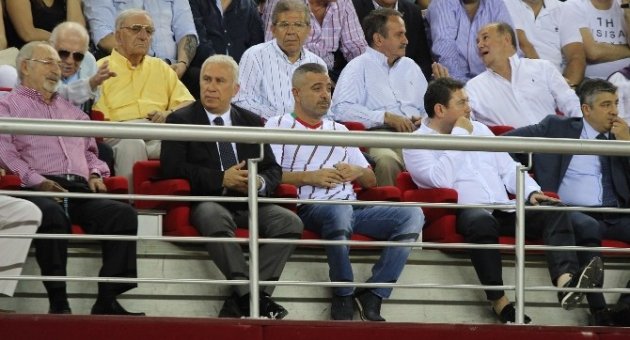 Karşıyaka Yönetimi’nden Çok Sert Erdal Acar Açıklaması