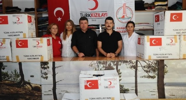 Karşıyaka’da Giysi Bankası ‘ilaç’ Oldu
