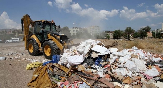 Karşıyaka’da Günde ‘100 Ton’ Moloza Özel Önlem