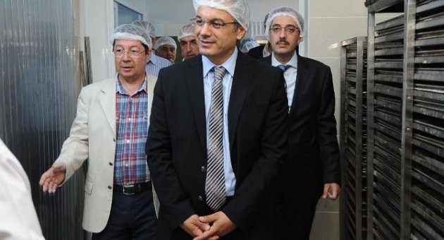 Karşıyaka’da Temiz Gıdaya ’teşekkür Plaketi’