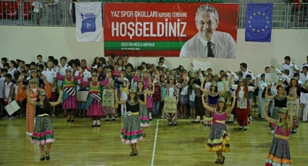 Karşıyaka’da Yaz Okullarına Muhteşem Final
