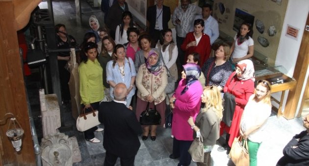 Kaymakam Eşlerinden İnegöl Kent Müzesi’ne Ziyaret