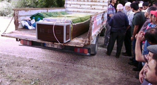 Kazada Yanarak Ölen 3 Kişi Toprağa Verildi