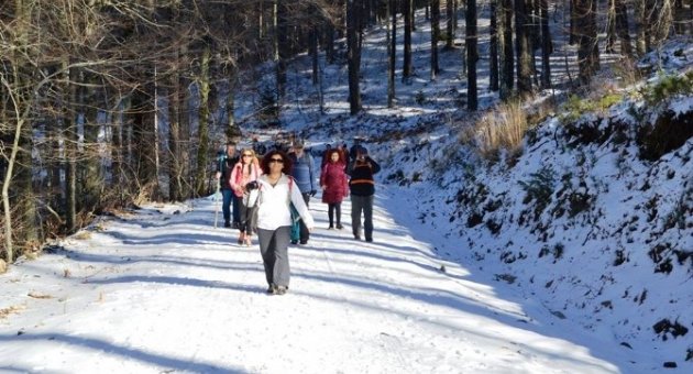 Kazdağı Gezginleri İlk Yağan Kara “merhaba” Dedi