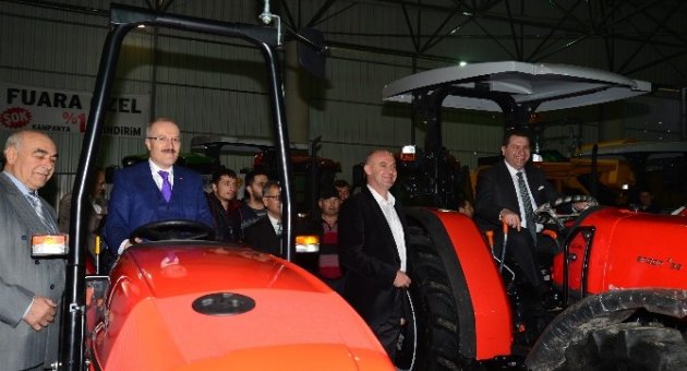 Kepsut Tarım Fuarı Açıldı