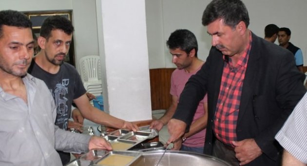 Kepsut’ta 20 Yıllık İftar Geleneği