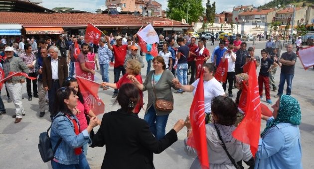 Kılıçdaroğlu, Maliye Bakanını Yuhalatmadı
