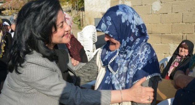Kırklareli Valisi Civelek, Köy Ziyaretlerine Devam Ediyor