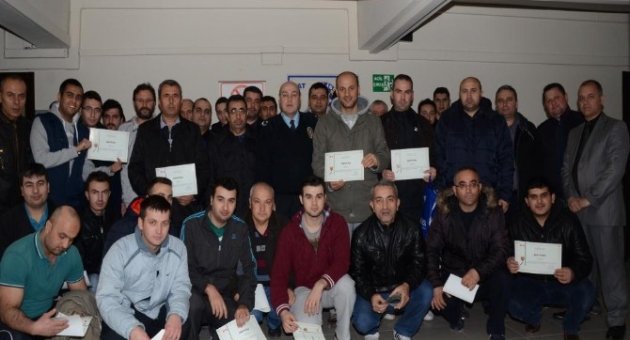Kırklareli’de 18.dönem Polis Savunma Taktikleri Eğitimi Kursu Sona Erdi