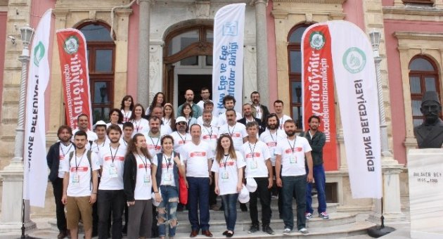 Kıyı Ege Ve Ege Tiyatrolar Birliği Üyeleri, Edirne Belediye Başkanı Gürkan’ı Ziyaret Etti