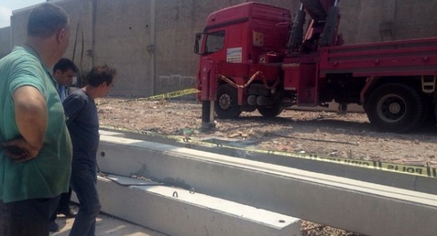 Kolon Altında Kalan İşçi Hayatını Kaybetti