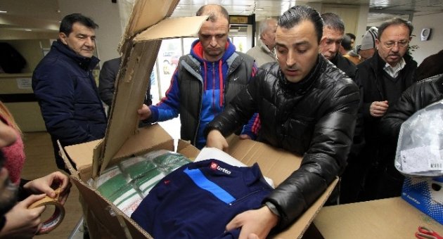 Konak Belediyesi Takımlara Destek