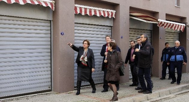 Konak Belediyesi, Yeni Hizmet Binası Çalışmalarını Hızlandırdı