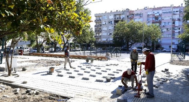 Konak’ta Üç Parka Bakım