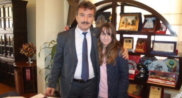 Küçük Hayvansever Projelerini Başkana Anlattı
