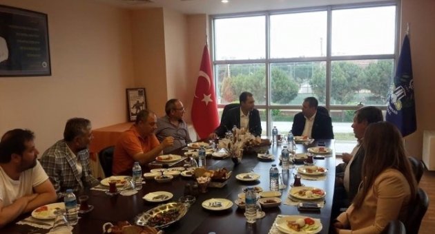 Kürşat Tuna Ticaret Borsasını Ziyaret Etti
