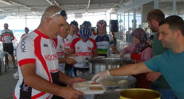Kuruluştan Kurtuluşa Bisiklet Turu Lapseki Etabı Tamamlandı