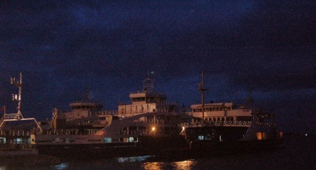 Kuvvetli Fırtına Deniz Ulaşımını Durdurdu