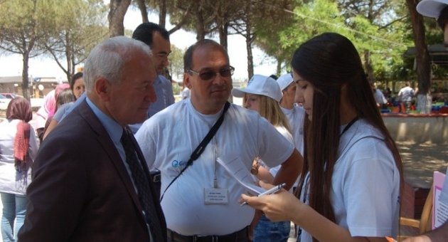 Lapseki İlçesinde Çevre Gönüllüleri Sergisi