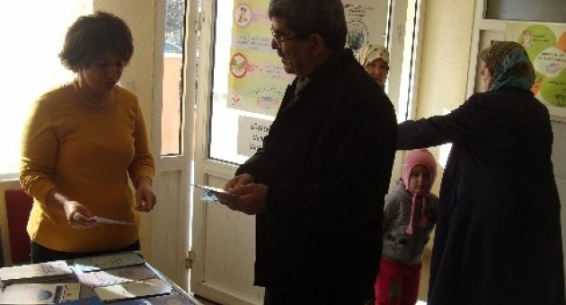 Lapseki Tsm Köylerde Diyabet Eğitimi Verdi