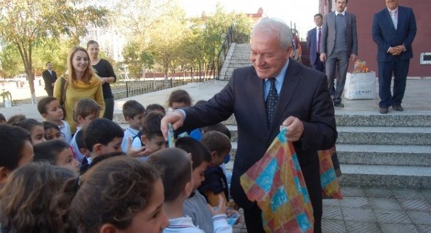 Lapseki’de Ağız Ve Diş Sağlığı Haftası Etkinlikleri