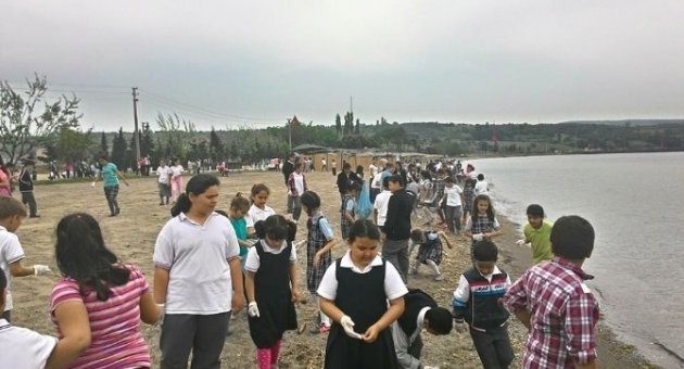 Lapseki’de "temiz Çevre Neşeli Yüzler" Projesi