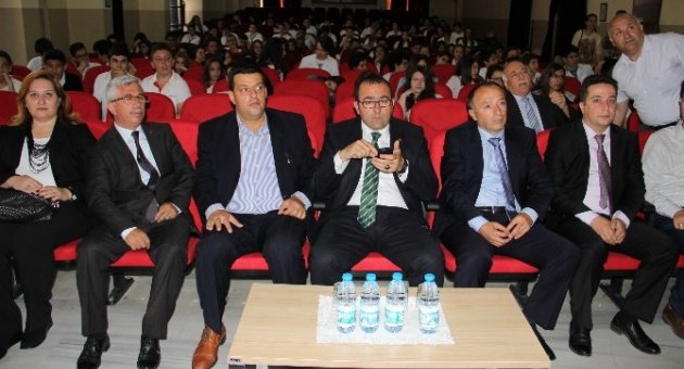 Lise Öğrencilerine, ’akılcı İlaç Kullanımı’ Eğitimi