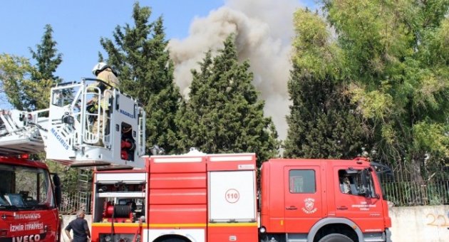 Lisede Korkutan Yangın